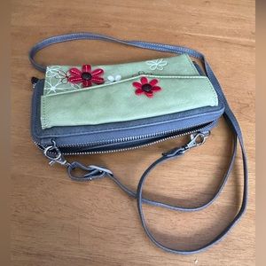 Espe Crossbody Wallet